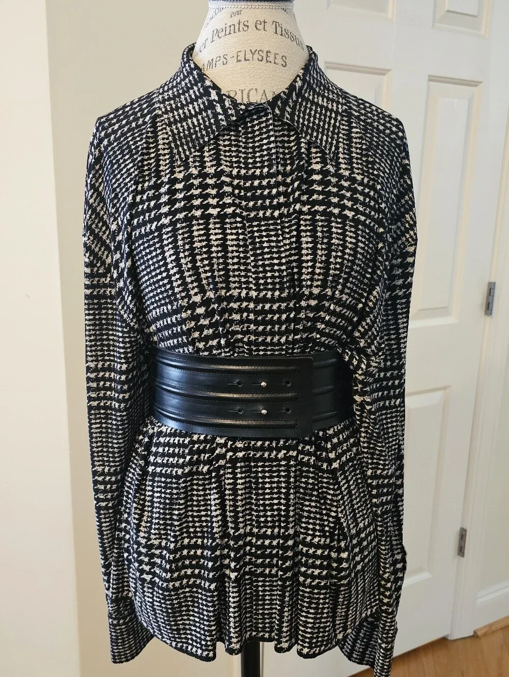 IRO Wide Leather Waist Belt Retail $350 Small-ralph lauren-below the belt